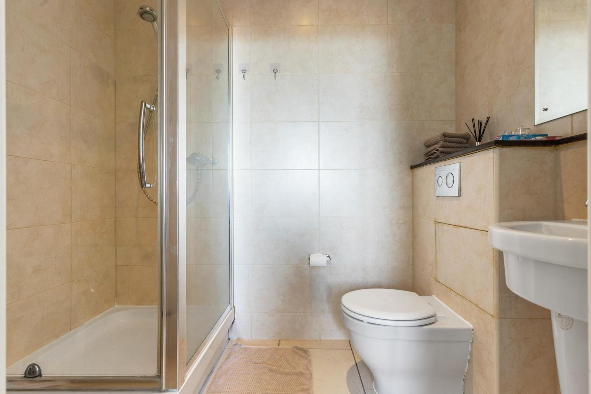 Appartamento View Apartment, Short Walk To Tower Bridge, Free Parking Londra