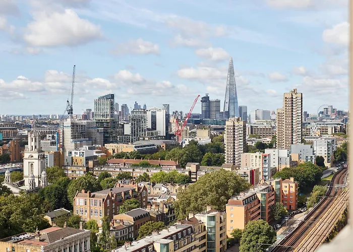 London City View Apartment, Short Walk To Tower Bridge, Free Parking