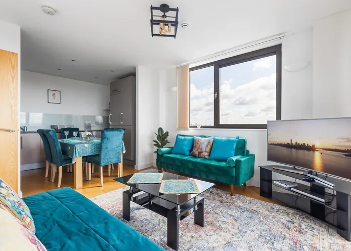 London City View Apartment, Short Walk To Tower Bridge, Free Parking